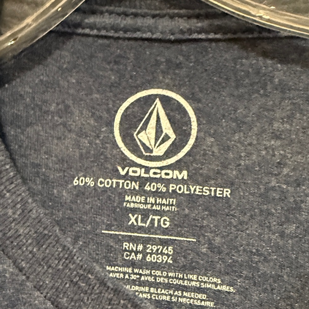 Volcano California Graphic Navy Blue T-Shirt - Picture 2 of 3